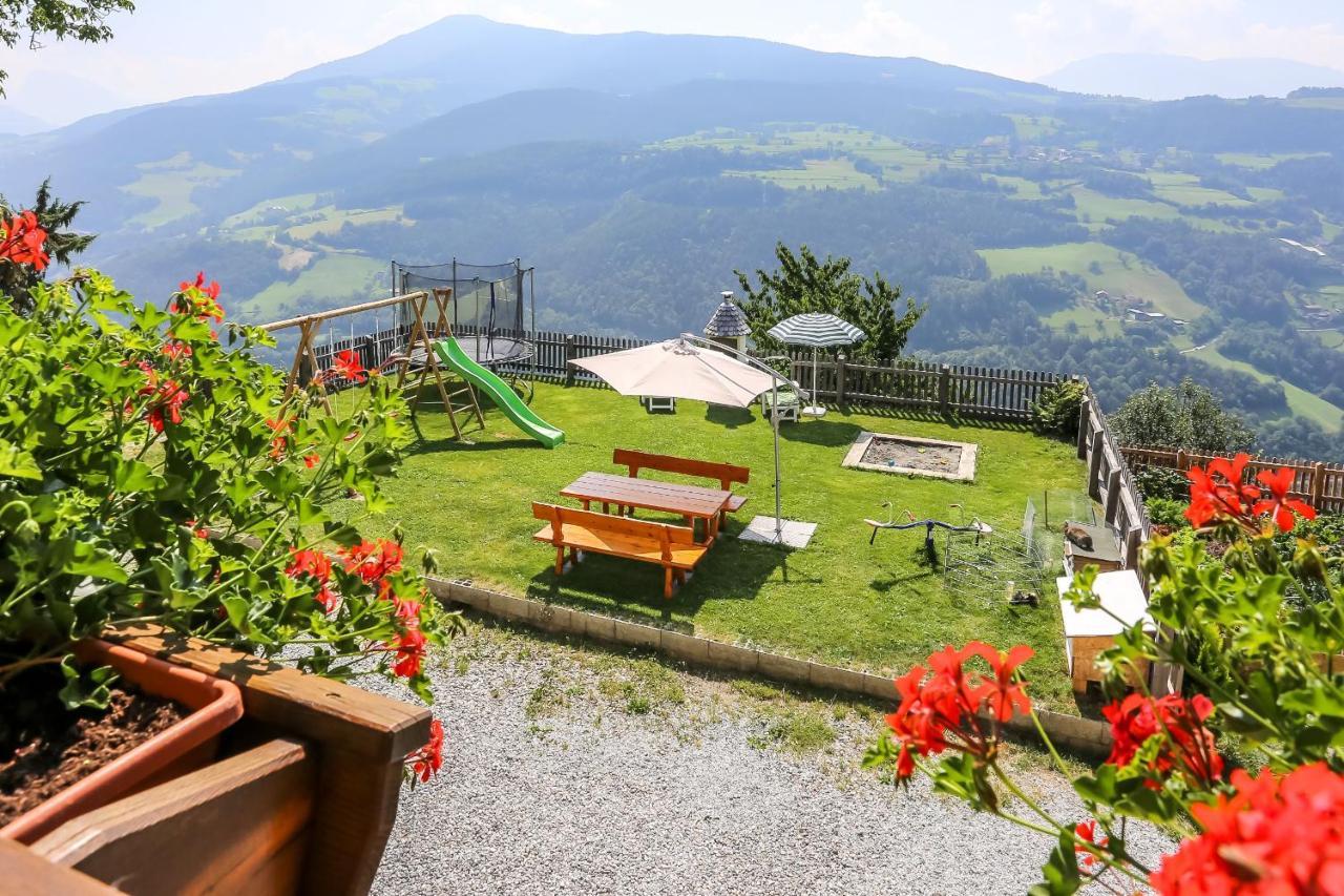 Urlaub Auf Dem Bauernhof Hallerhof Villandro Extérieur photo